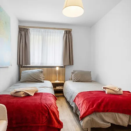 Appartamento Dianthus-3 By Interhome