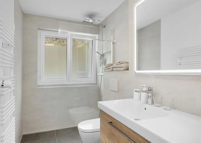 Dianthus-3 By Interhome *